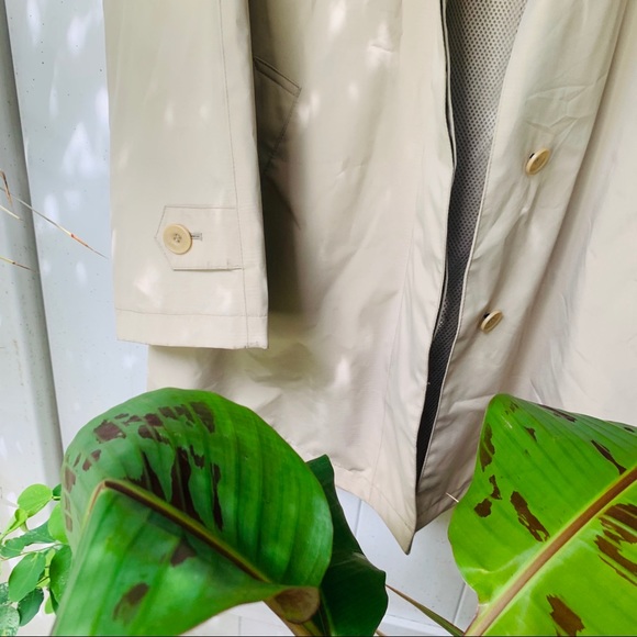 vtg retro London beige tan water proof trench coat - Picture 7 of 7